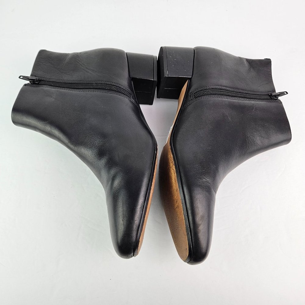 clarks chartli lilac bootie